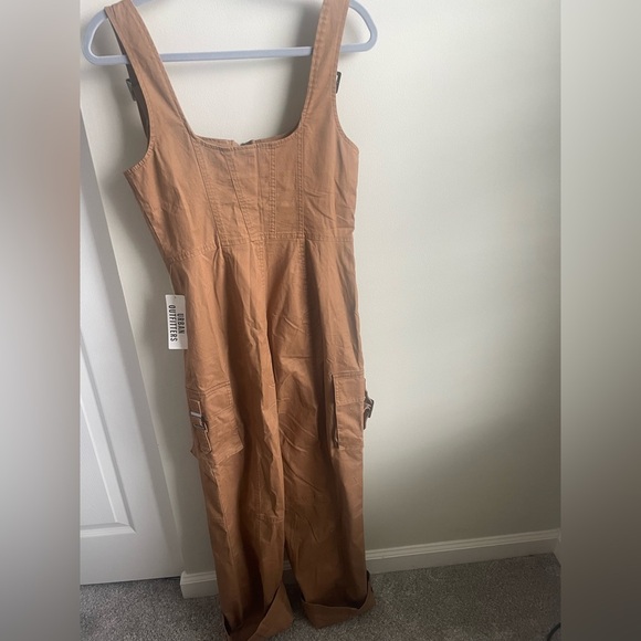 Urban Outfitters Veronica Utility Jumpsuit - Picture 2 of 7